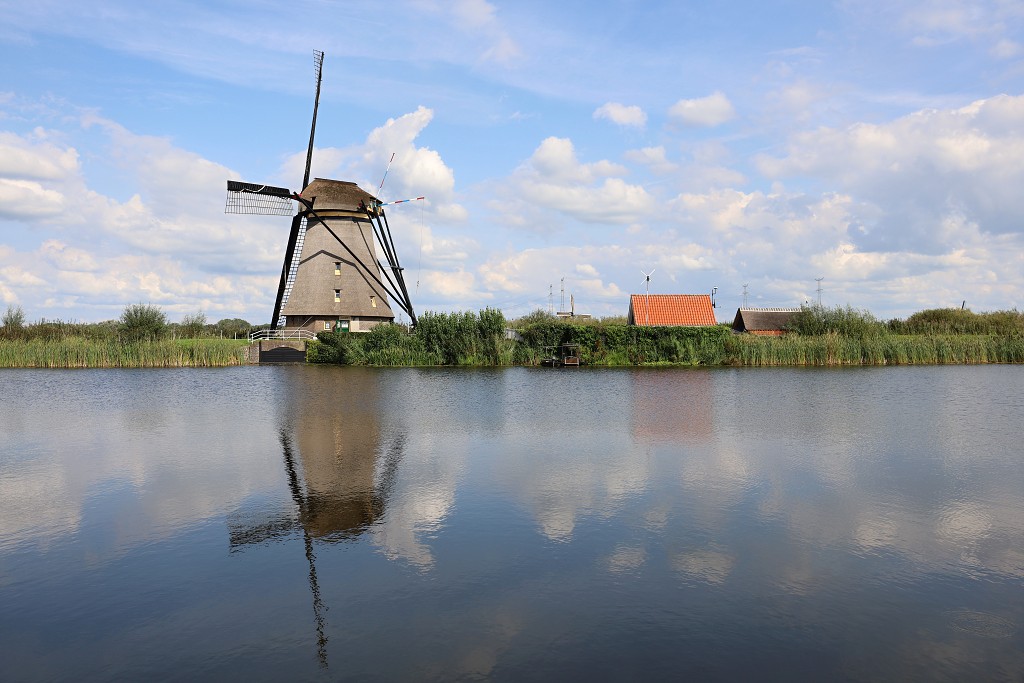 kinderdijk molen molens erfgoed hdr alblasserwaard werelderfgoed polder gemaal gemalen unesco lichtspektakel
